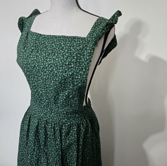 Zara Green Floral Pinfore Women's Apron Dress - Picture 7 of 8